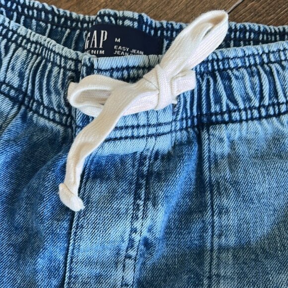 Gap Easy Jeans with draw string + cargo pockets | Size Medium - Picture 4 of 6